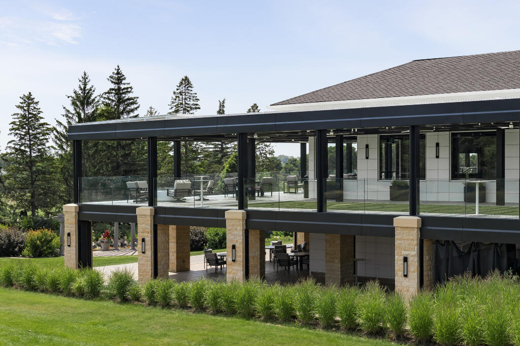 Aulik Design Build: Golf / Country Club, Patio Deck After
